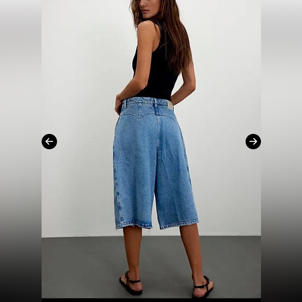 We The Free curvy Antonia crop Indigo Denim Shorts with Brown Leather Patch - Picture 2 of 10